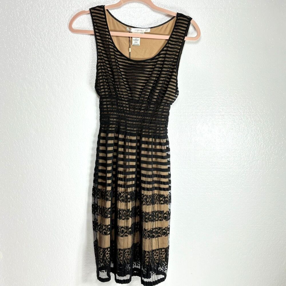 Studio M Black Lace Stretchy Dress with Lining Size Small NWT